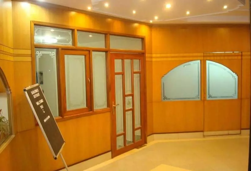 Hotel Saraswati Retreat