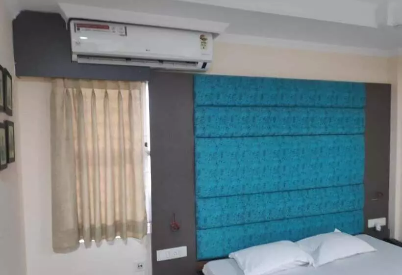 Hotel Saraswati Retreat