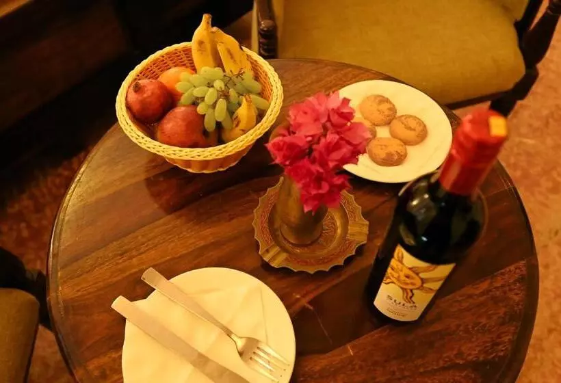 リゾートホテル Clarksinn Suites Ranthambhore