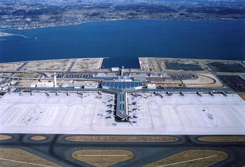 فندق Centrair