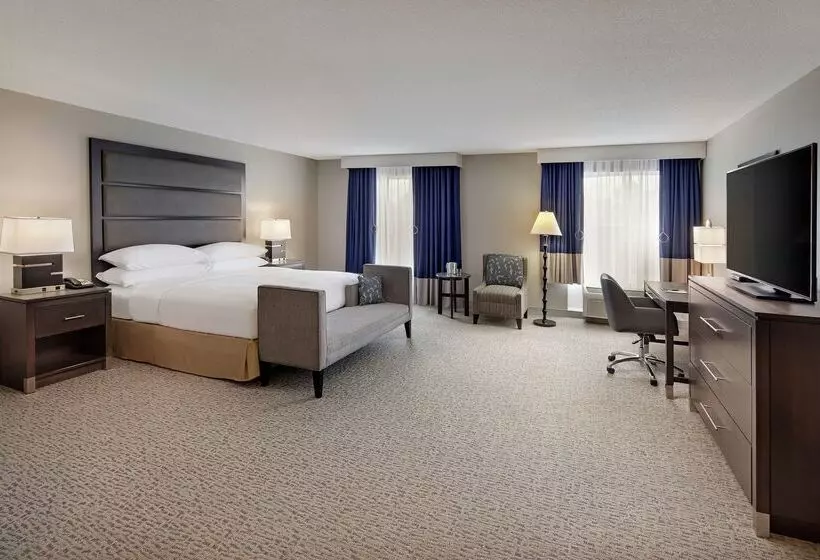 Hotelli Doubletree By Hilton Richmond Airport