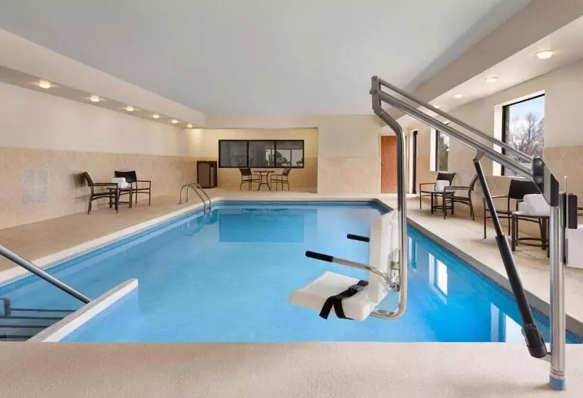 Holiday Inn Express Hotel & Suites Edmond, An Ihg