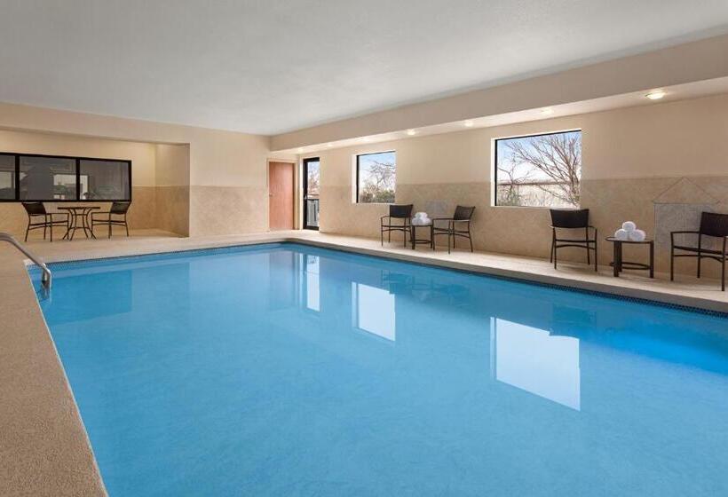 Holiday Inn Express Hotel & Suites Edmond, An Ihg