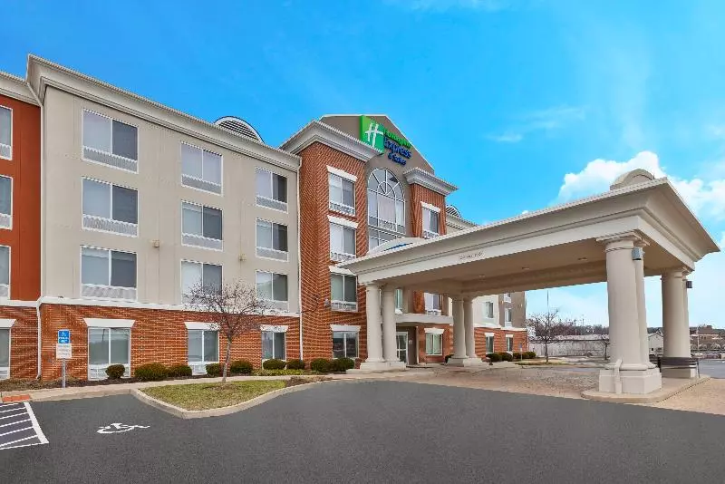 호텔 Holiday Inn Express & Suites Dayton South Franklin By Ihg