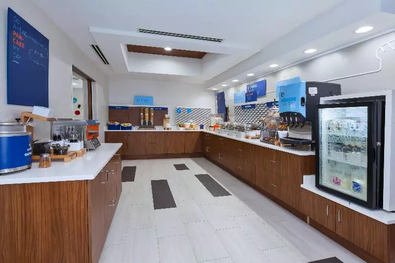 호텔 Holiday Inn Express & Suites Dayton South Franklin By Ihg