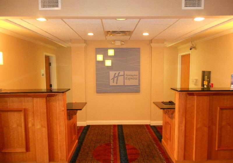 فندق Holiday Inn Express & Suites Lancaster By Ihg