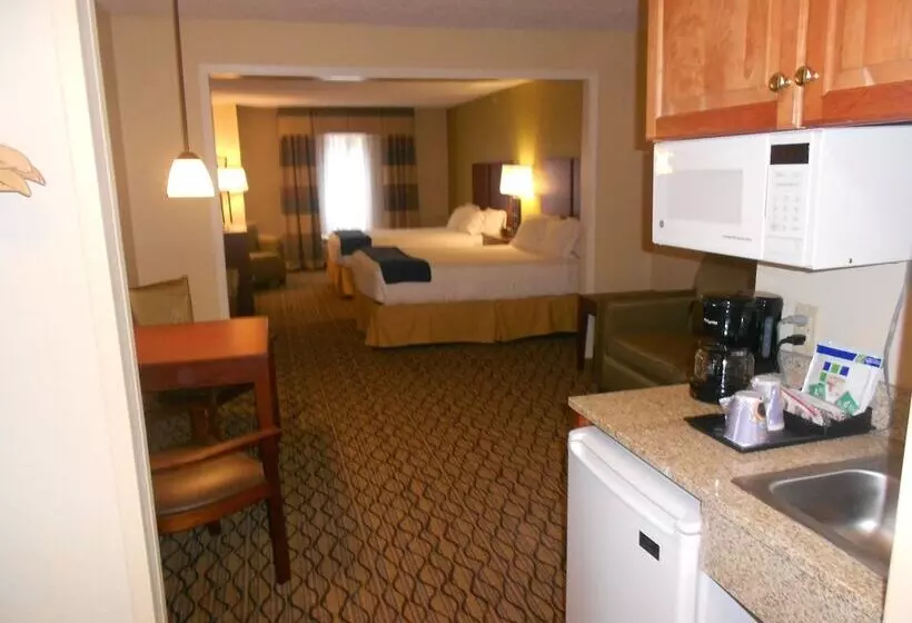 호텔 Holiday Inn Express & Suites Lancaster By Ihg