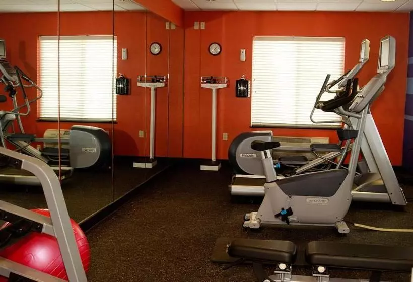 호텔 Holiday Inn Express & Suites Miami, An Ihg