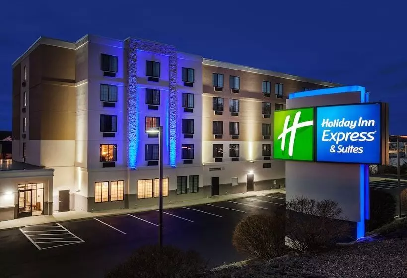 Holiday Inn Express Hotel & Suites Providence Woonsocket, An Ihg