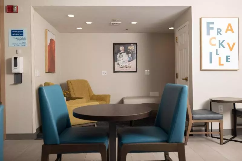 Holiday Inn Express Hotel & Suites Frackville By Ihg