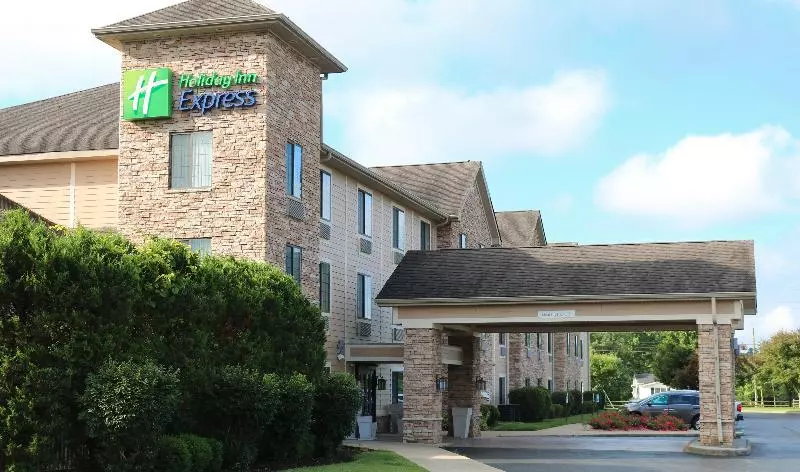 호텔 Holiday Inn Express Hocking Hills Logan, An Ihg