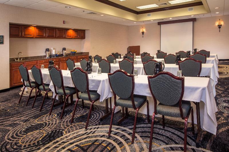 호텔 Holiday Inn Express State College At Williamsburg Square, An Ihg