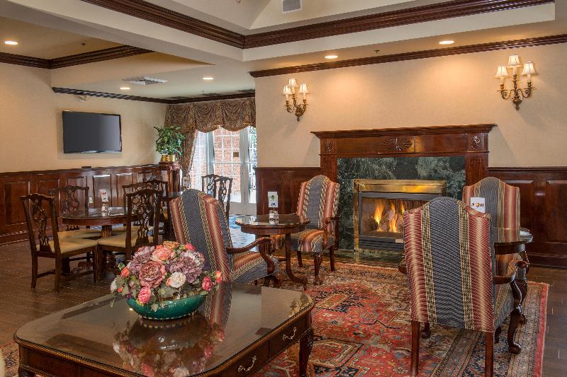 호텔 Holiday Inn Express State College At Williamsburg Square, An Ihg