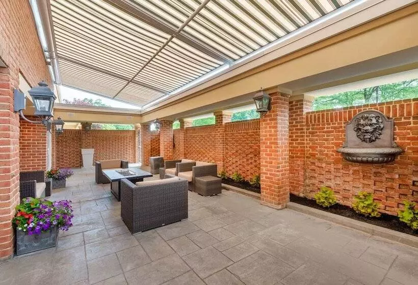 호텔 Holiday Inn Express State College At Williamsburg Square, An Ihg