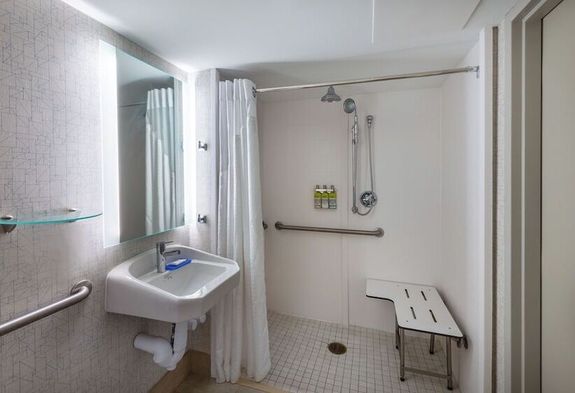 호텔 Holiday Inn Express State College At Williamsburg Square, An Ihg