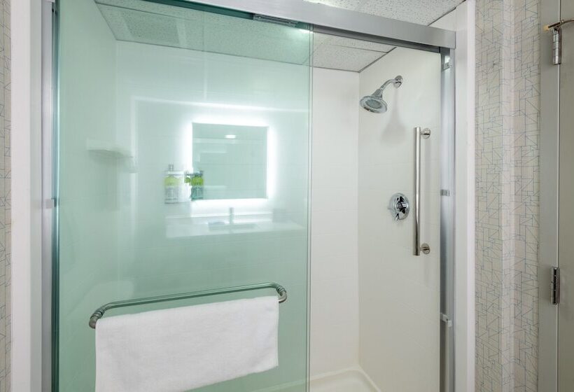 호텔 Holiday Inn Express State College At Williamsburg Square, An Ihg