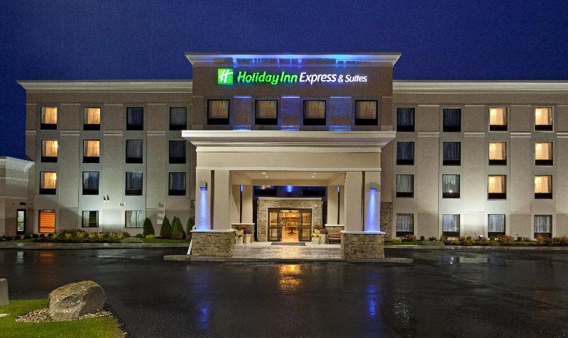 Szálloda Holiday Inn Express & Suites Malone, An Ihg