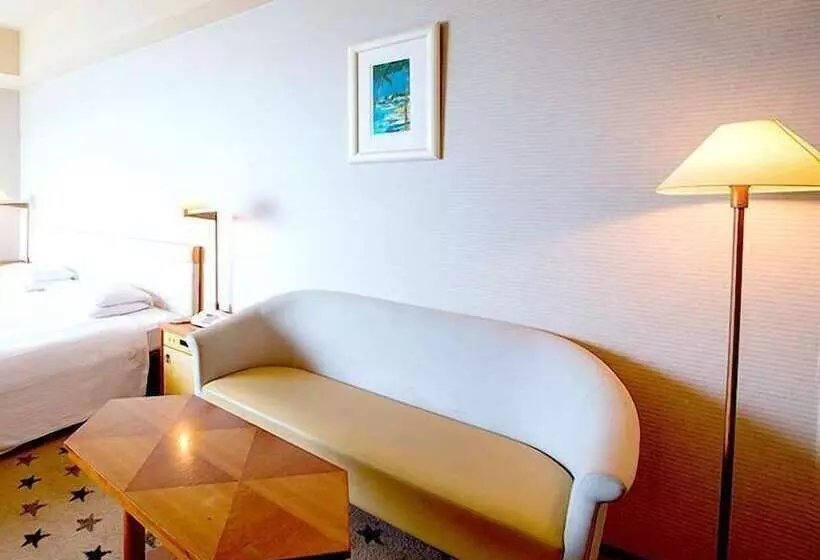 Отель Seagull Tenpozan Osaka