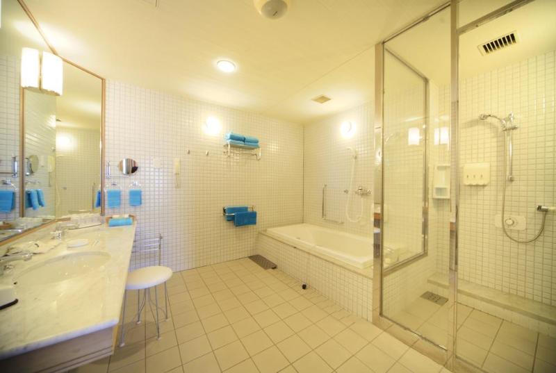 בית מלון כפרי Shirahama Coganoi Resort & Spa