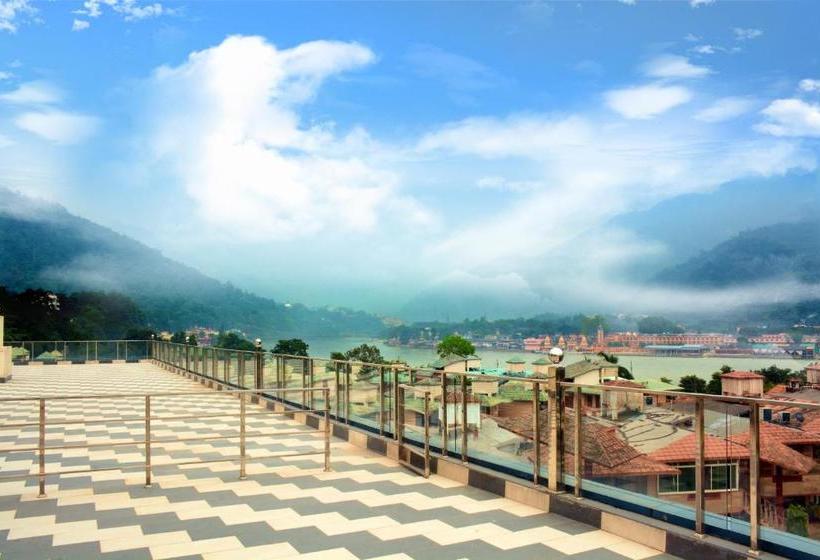 Hotel Vasundhara Palace