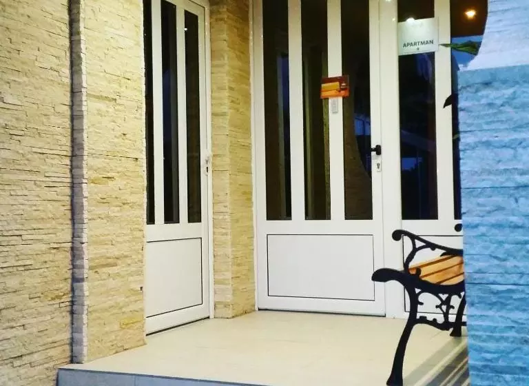 Villa Jadran Apartments