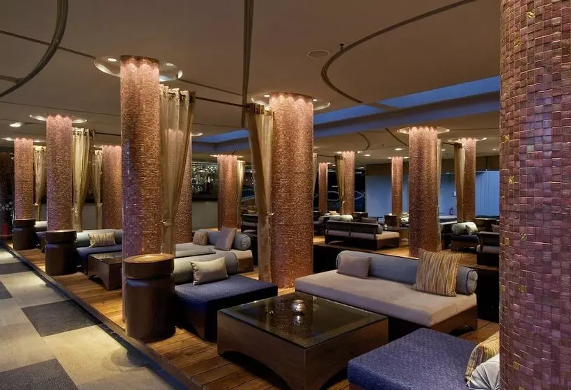 Hotel Vivanta Bengaluru, Whitefield