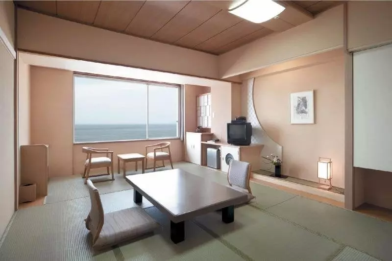 酒店 Ooedo Onsen Monogatari Premium Shiomiso