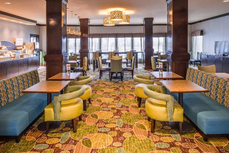 Holiday Inn Express Hotel & Suites Wichita Falls, An Ihg