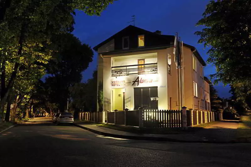 هتل Alanta Easy Kaunas