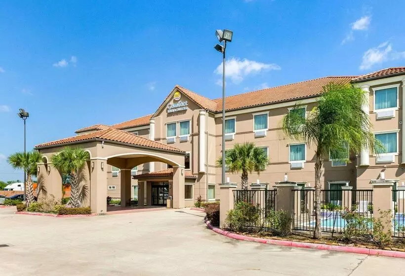 ホテル Comfort Inn And Suites Winnie