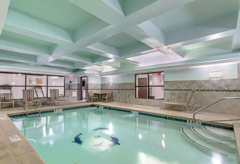 Hotelli Comfort Suites At Kennesaw State University