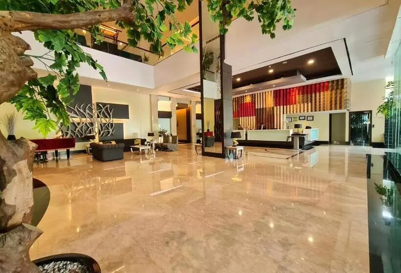 酒店 Grand Zuri Cikarang Jababeka