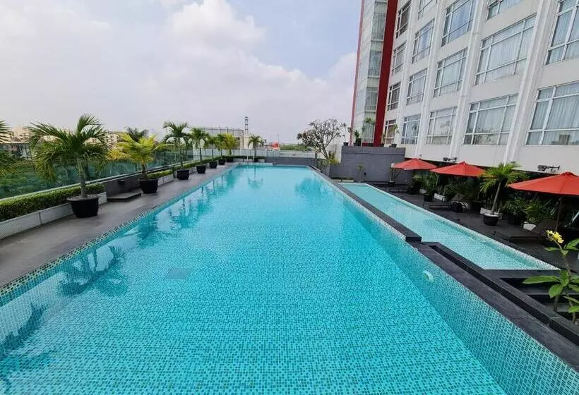 酒店 Grand Zuri Cikarang Jababeka