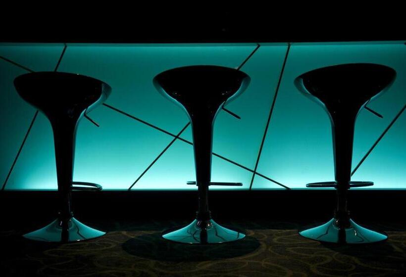 فندق Grand Zuri Cikarang Jababeka