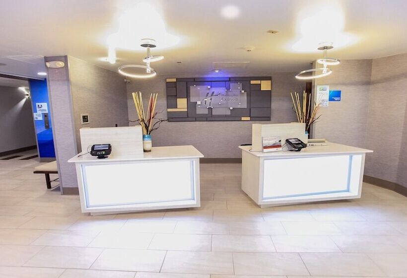 호텔 Holiday Inn Express Daytona Beach   Speedway, An Ihg