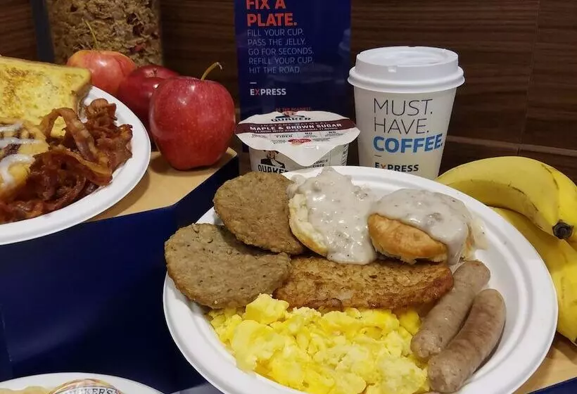 Hotel Holiday Inn Express Daytona Beach   Speedway, An Ihg