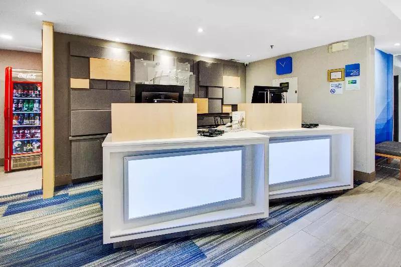 酒店 Holiday Inn Express Dublin, An Ihg