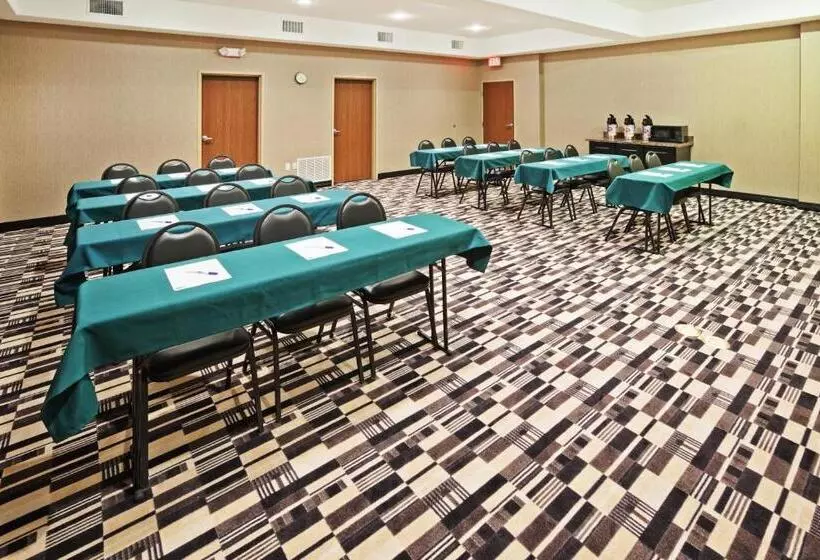 Holiday Inn Express Hotels & Suites Jacksonville, An Ihg