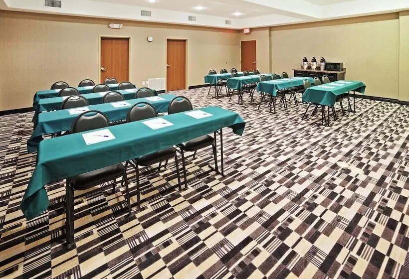 Holiday Inn Express Hotels & Suites Jacksonville, An Ihg
