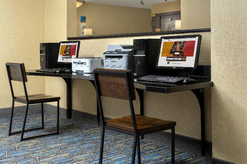 Holiday Inn Express Hotel & Suites Uvalde By Ihg