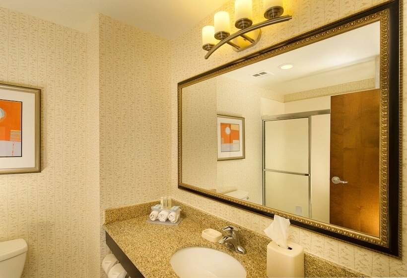 Holiday Inn Express Hotel & Suites Uvalde By Ihg