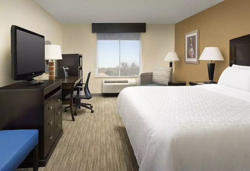 Holiday Inn Express Hotel & Suites Uvalde By Ihg