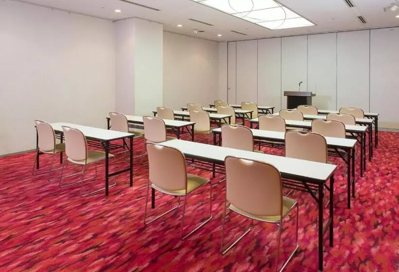 Hotel Keihan Kyobashi Grande