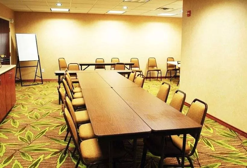 Magnuson Hotel Commerce