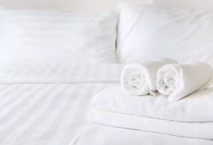 Magnuson Hotel Commerce