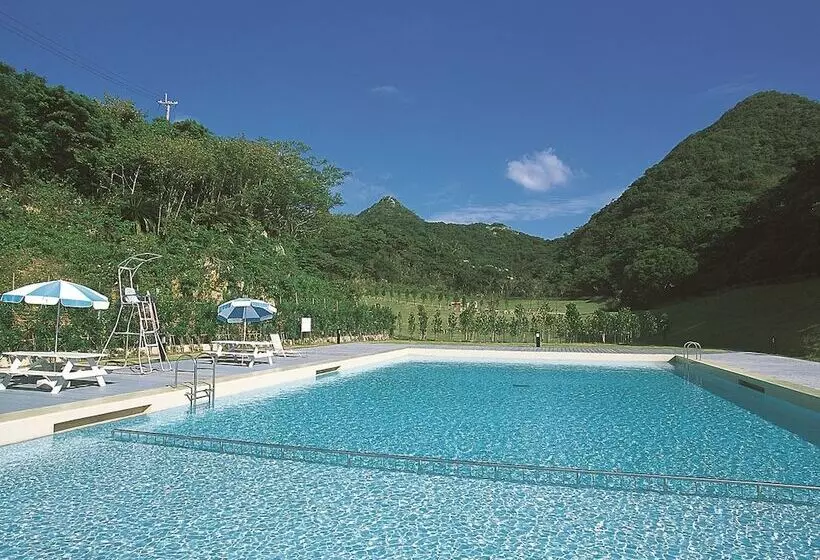 Hotel Motobu Green Park And Golf Course