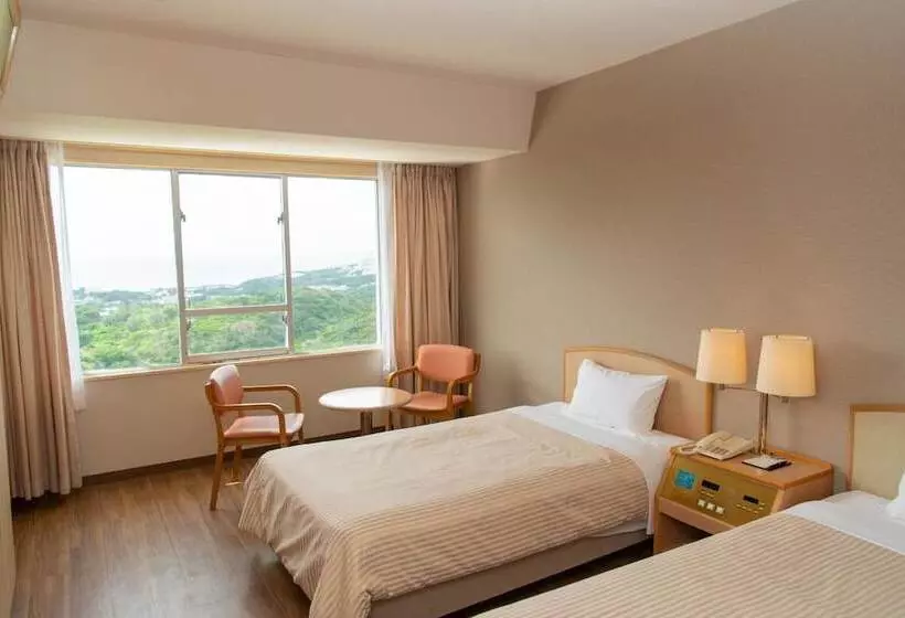 Hotel Motobu Green Park And Golf Course