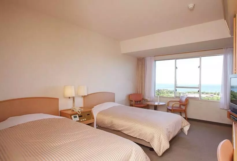 Hotel Motobu Green Park And Golf Course