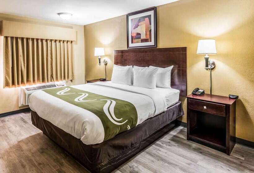 فندق Quality Inn