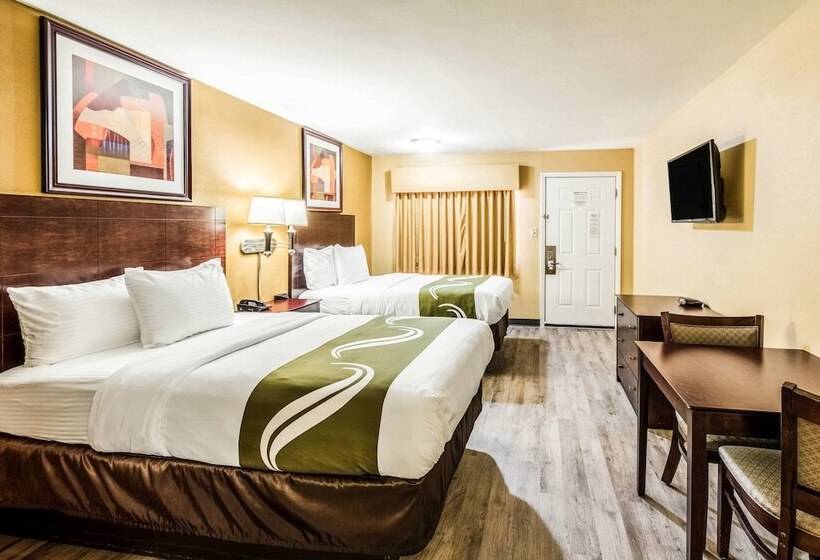 فندق Quality Inn
